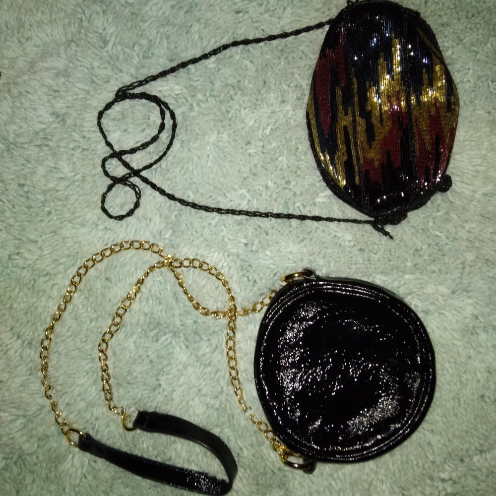 2 purses